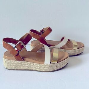 Tommy Hilfiger Espadrille Wedge Sandals 8.5 Tan Brown Gold White Buckle Logo